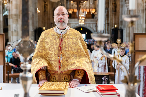 Priesterweihe Byzantinischer Ritus im Stephansdom / Erzdiözese Wien/ Schönlaub