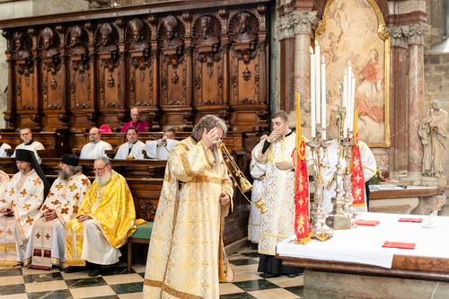 Priesterweihe Byzantinischer Ritus im Stephansdom / Erzdiözese Wien/ Schönlaub