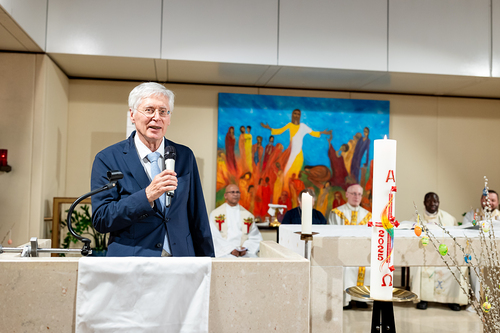 Weihe Altarbild AKH / Erzdiözese Wien/ Schönlaub, Stephan Schönlaub